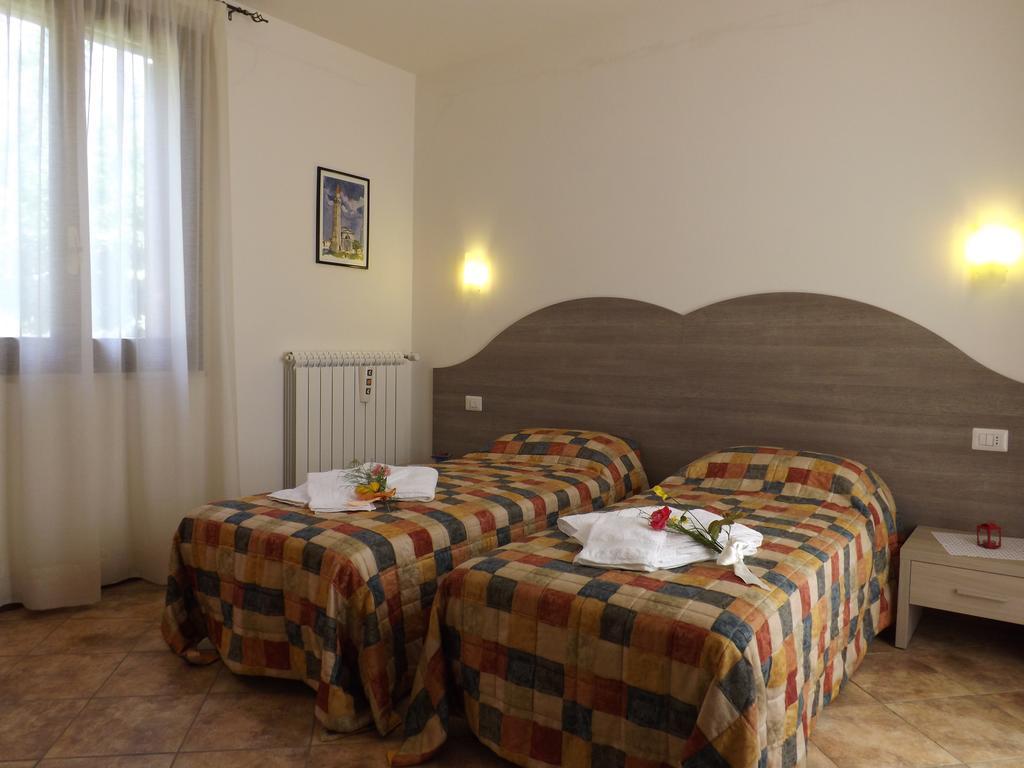 B&B Il Pizzagiallo Масса-Мартана Номер фото